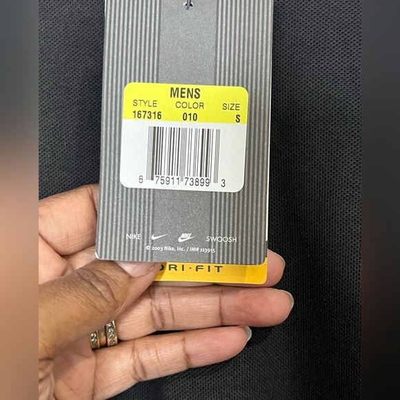 NWT - Nike Men’s black polo shirt - Size Small - Picture 3 of 7